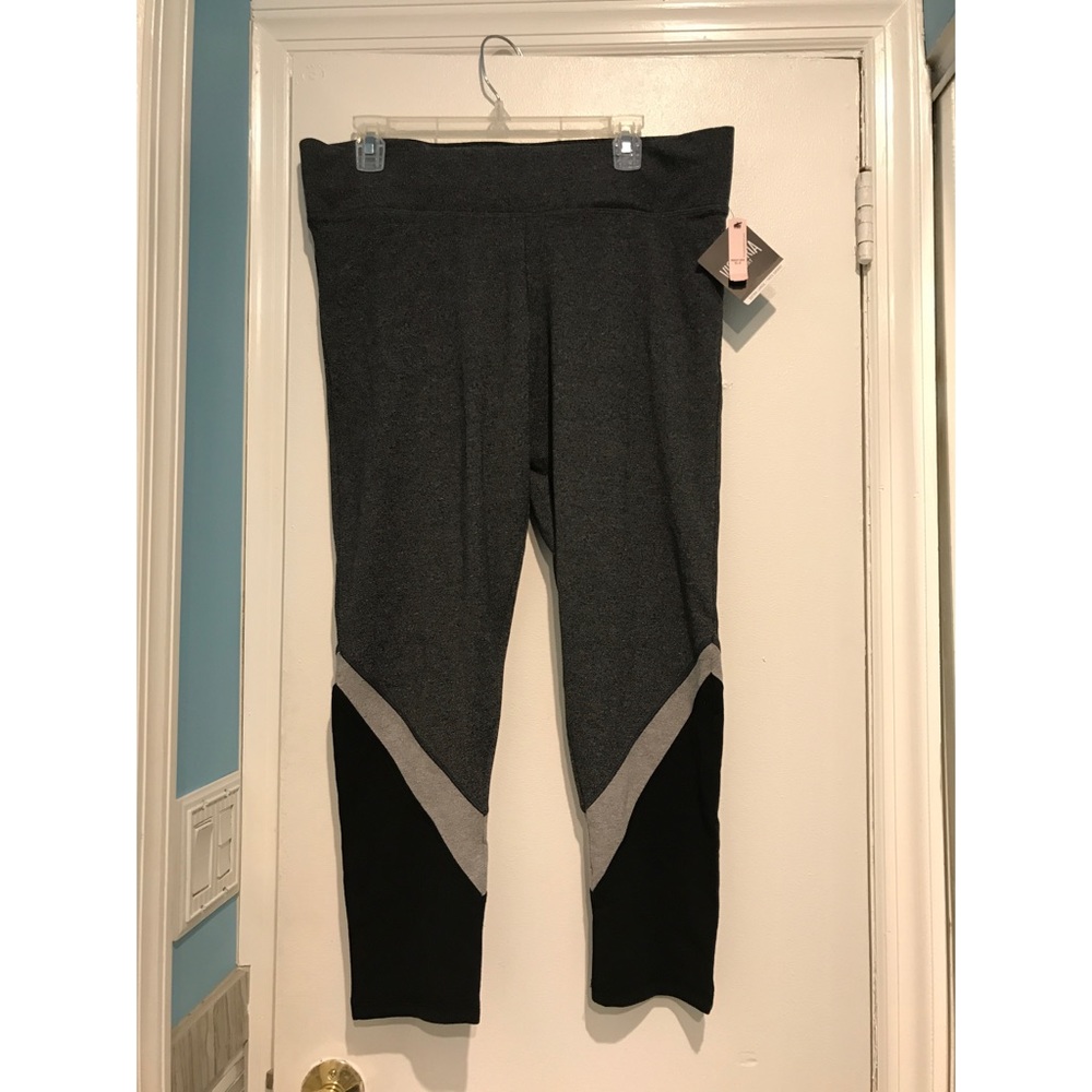 Victoria Sport Leggings